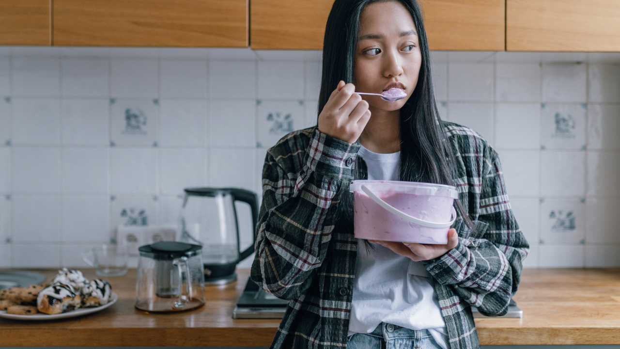 3 Effective Strategies to Overcome Emotional Eating