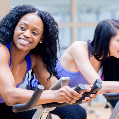 What are the benefits of moderate versus high intensity exercise levels?