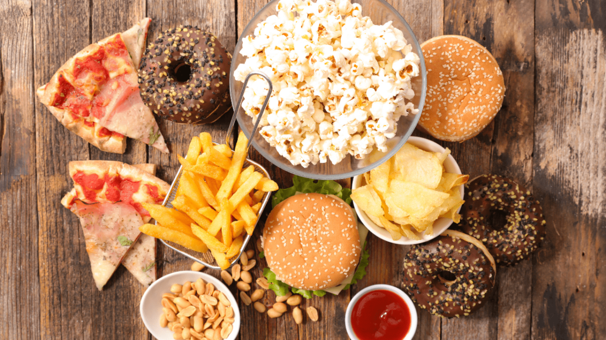 7 Dangers of Eating Processed Foods for Children